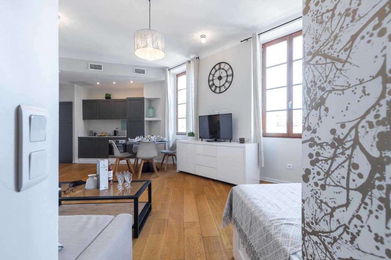 Appartement Gorgeous 1 Bdr With Gardens View In The Old Town *