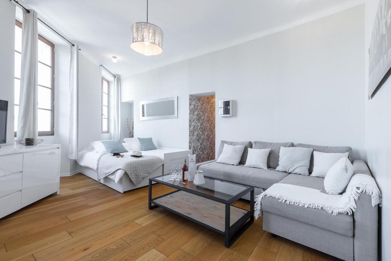 Gorgeous 1 Bdr With Gardens View In The Old Town Appartement