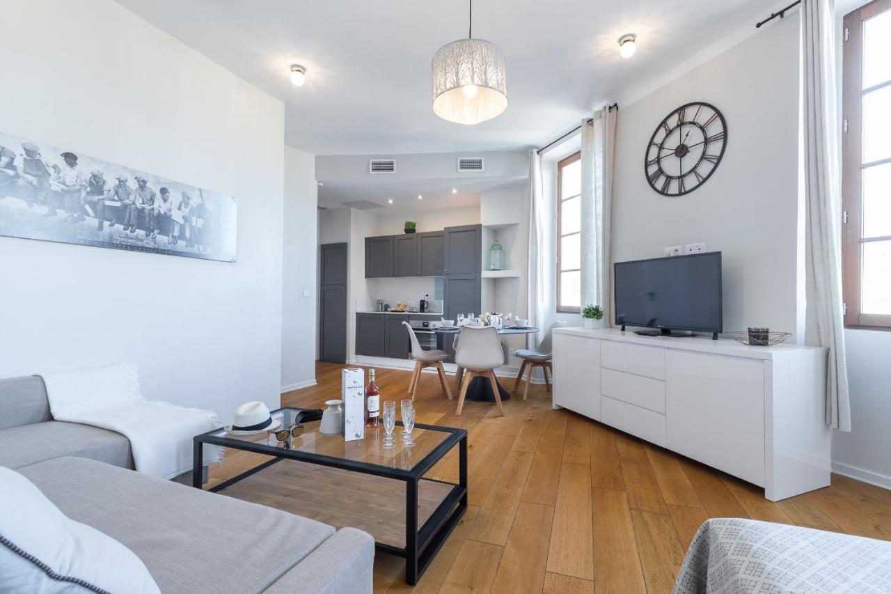 Gorgeous 1 Bdr With Gardens View In The Old Town Appartement *